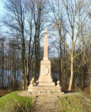 Foto des Dänen-Denkmal am Sankelmarker See